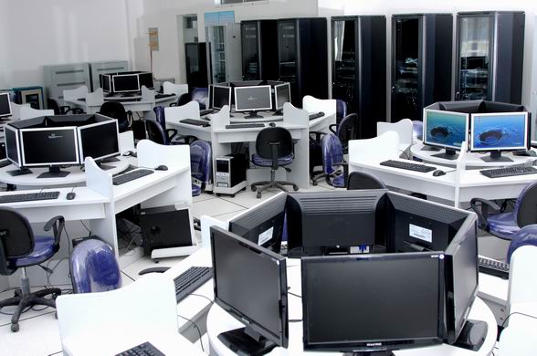 计算机应用 软硬件维修与网络管理的专业核心